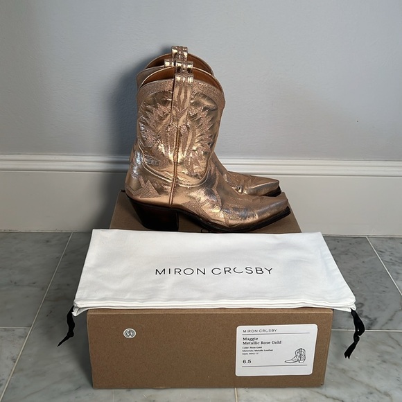 Maggie Metallic Rose Gold Boots - Picture 15 of 15